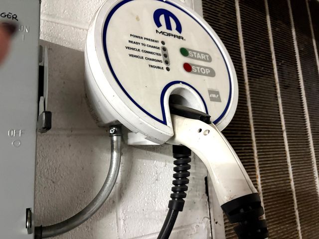 9529 Bronx Avenue 401, Skokie, IL 60077