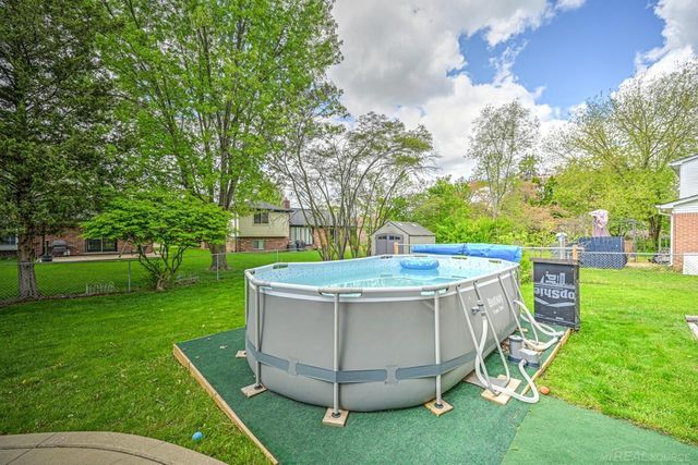 14514 Kerner Drive, Sterling Heights, MI 48313