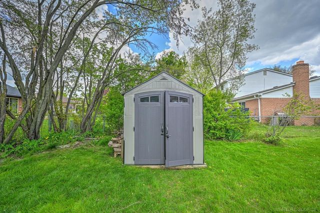 14514 Kerner Drive, Sterling Heights, MI 48313