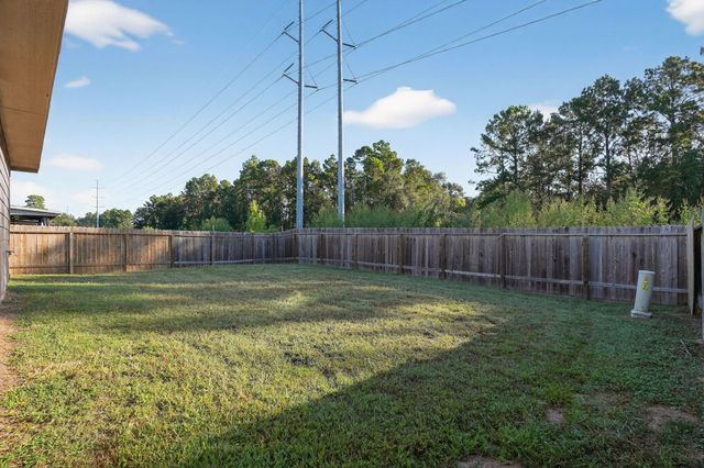 1423 Apple Orchard Trl, Conroe, TX 77301