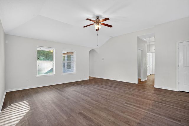 1423 Apple Orchard Trl, Conroe, TX 77301