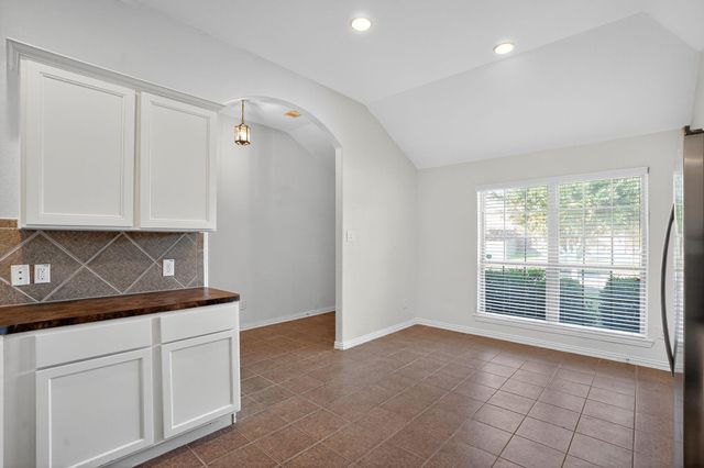 1423 Apple Orchard Trl, Conroe, TX 77301