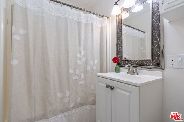 23777 Mulholland Highway 190, Calabasas, CA 91302