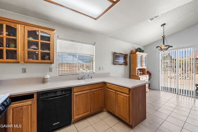 3113 Myrtle Avenue, Rosamond, CA 93560