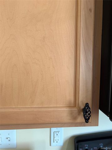 44265 Timberview Court, Van Buren Charter Township, MI 48111