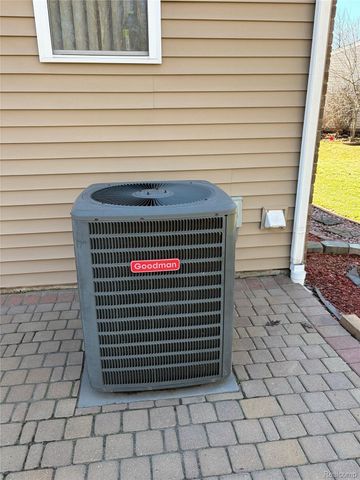 44265 Timberview Court, Van Buren Charter Township, MI 48111