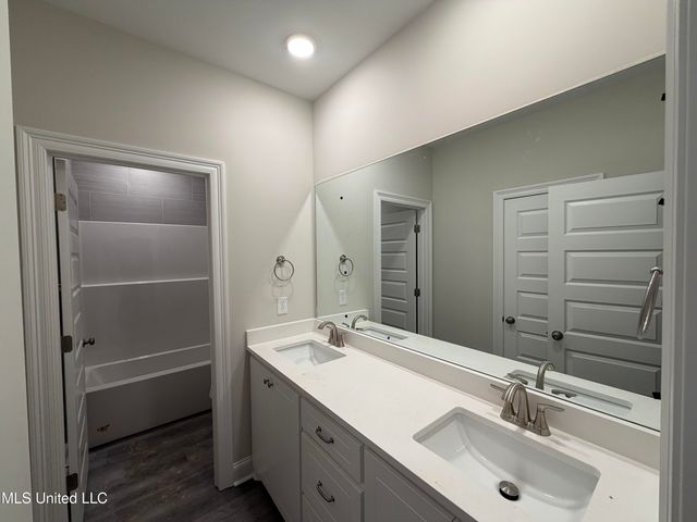 213 Anderson Oaks Drive, Pearl, MS 39208