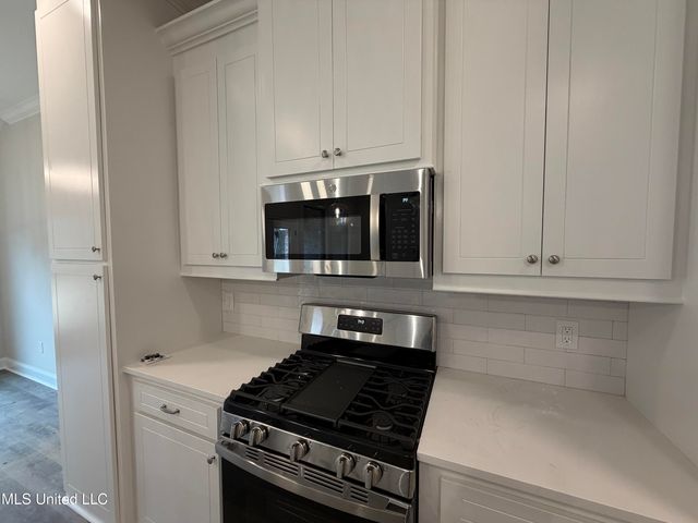 213 Anderson Oaks Drive, Pearl, MS 39208