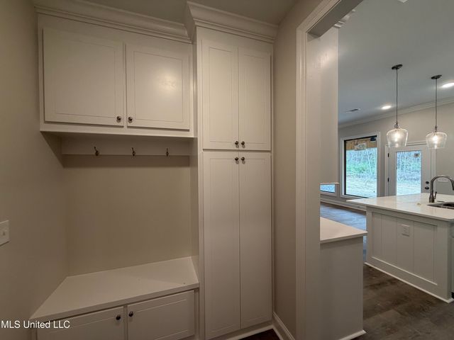 213 Anderson Oaks Drive, Pearl, MS 39208