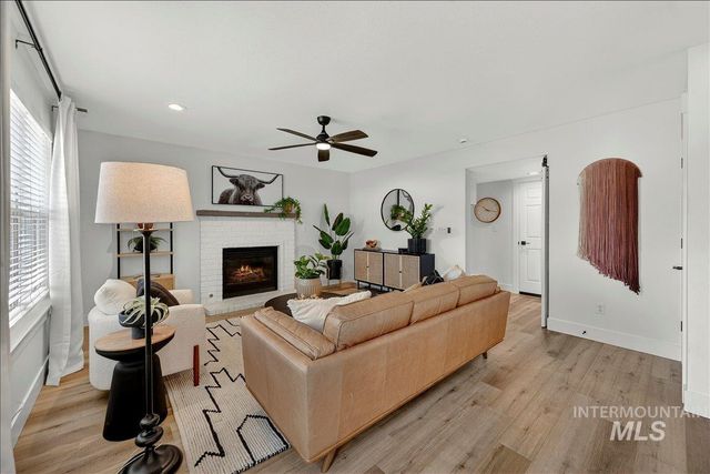 6029 N Oliver Ave, Boise, ID 83714