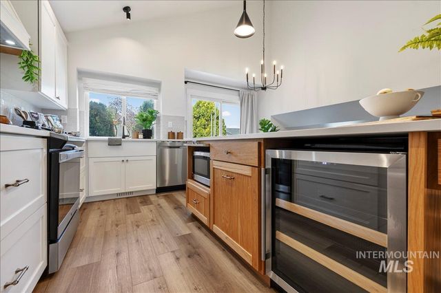 6029 N Oliver Ave, Boise, ID 83714