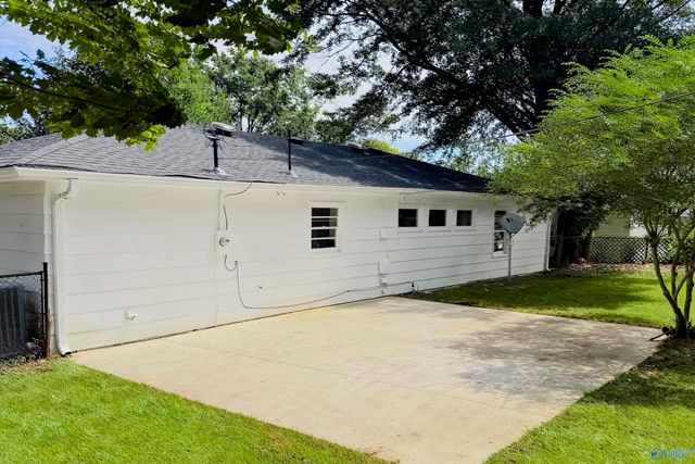 2307 12th Street SE, Decatur, AL 35601
