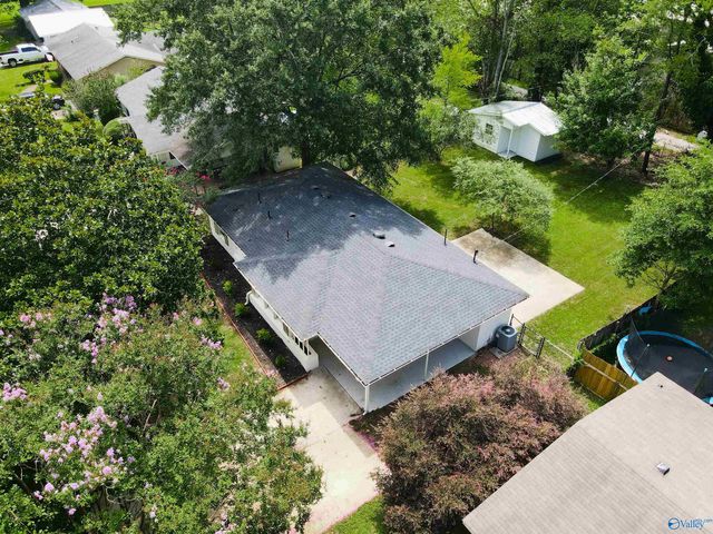 2307 12th Street SE, Decatur, AL 35601