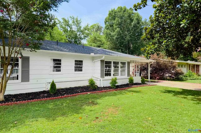2307 12th Street SE, Decatur, AL 35601
