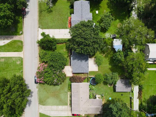 2307 12th Street SE, Decatur, AL 35601
