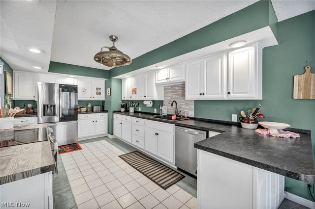 6101 National Road, Zanesville, OH 43701