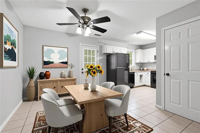 6013 Radford Drive, Riverdale, GA 30296