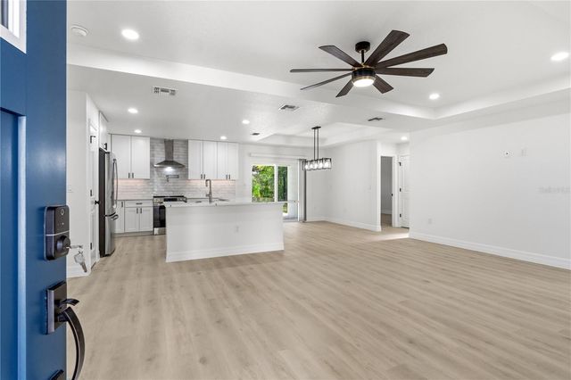 12116 PETREL AVENUE, Weeki Wachee, FL 34614