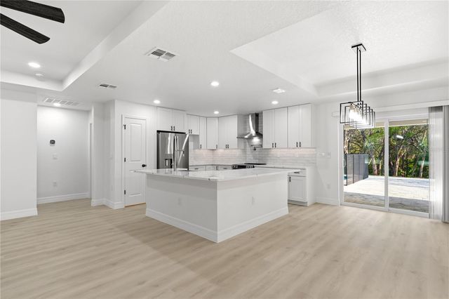 12116 PETREL AVENUE, Weeki Wachee, FL 34614