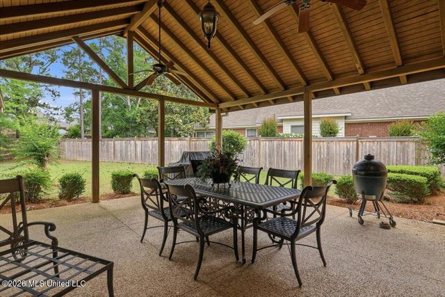 301 Feather Glen, Ridgeland, MS 39157