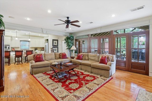 301 Feather Glen, Ridgeland, MS 39157