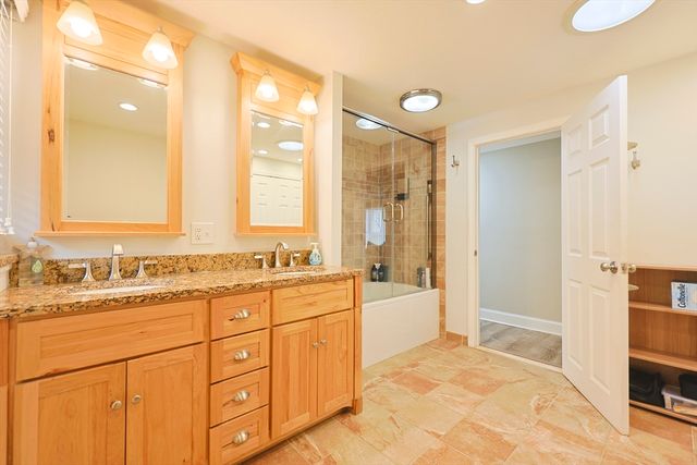 2 Villa Lane, Peabody, MA 01960