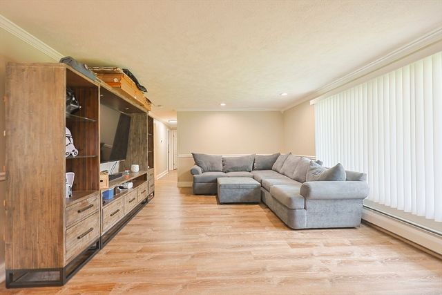 2 Villa Lane, Peabody, MA 01960