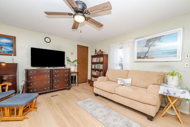 42 Trade Wind Lane, Rochester, NH 03867