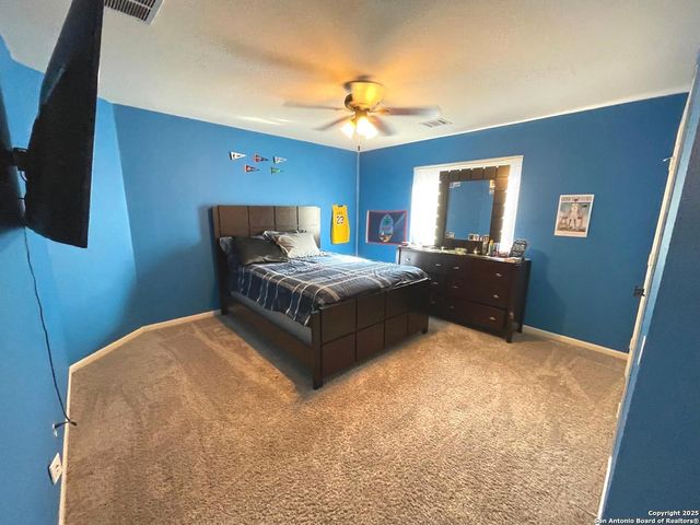 165 OZUNA DR, Cibolo, TX 78108