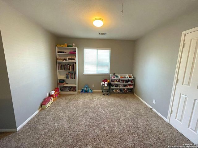 165 OZUNA DR, Cibolo, TX 78108