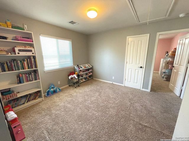 165 OZUNA DR, Cibolo, TX 78108