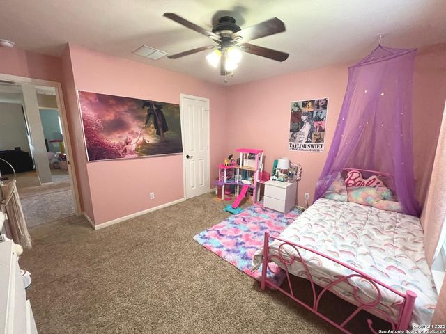 165 OZUNA DR, Cibolo, TX 78108