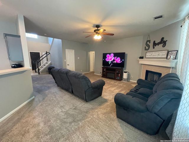 165 OZUNA DR, Cibolo, TX 78108