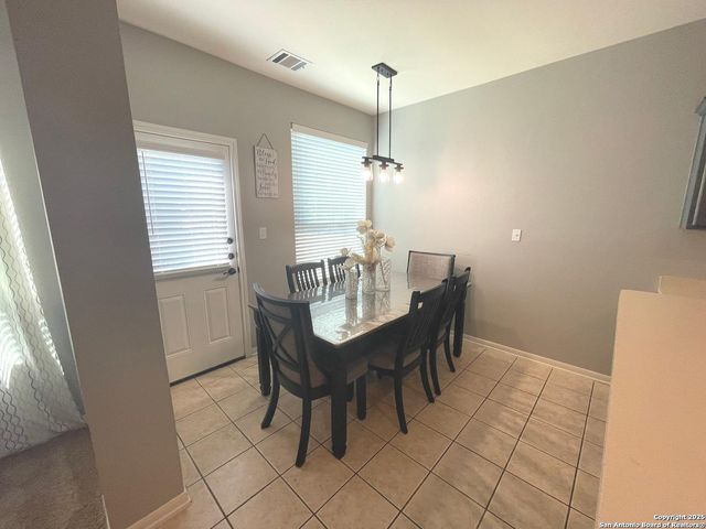 165 OZUNA DR, Cibolo, TX 78108