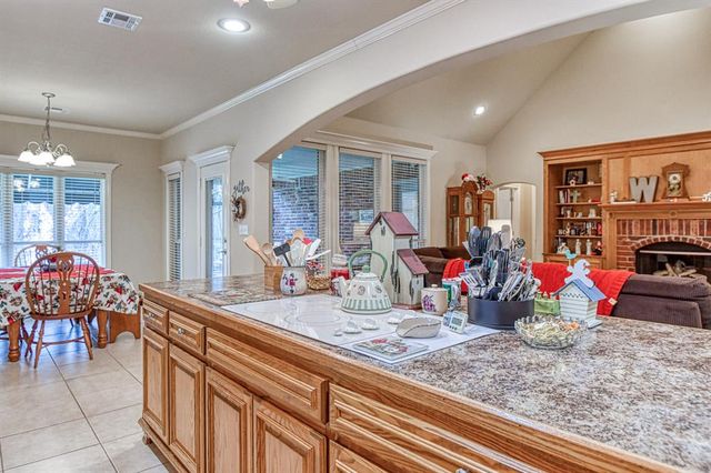 800 S 71st Street, Broken Arrow, OK 74014