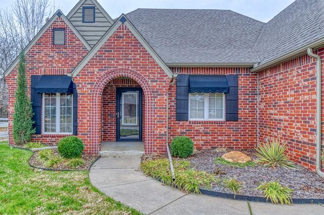 800 S 71st Street, Broken Arrow, OK 74014