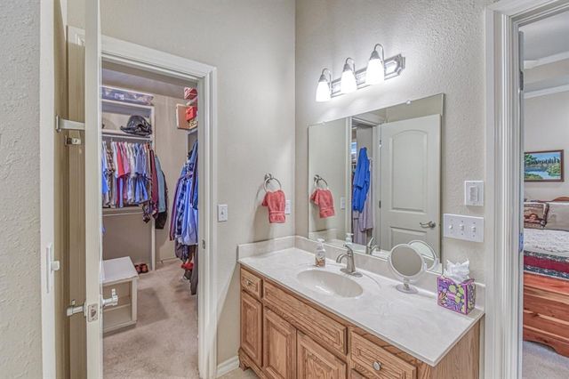 800 S 71st Street, Broken Arrow, OK 74014