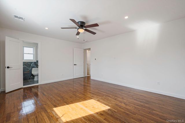 2 Polo Street, Dix Hills, NY 11746