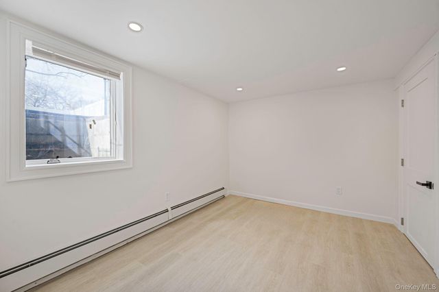 2 Polo Street, Dix Hills, NY 11746