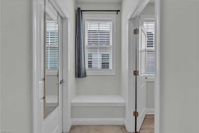 1515 Waltham LN, Newport News, VA 23608