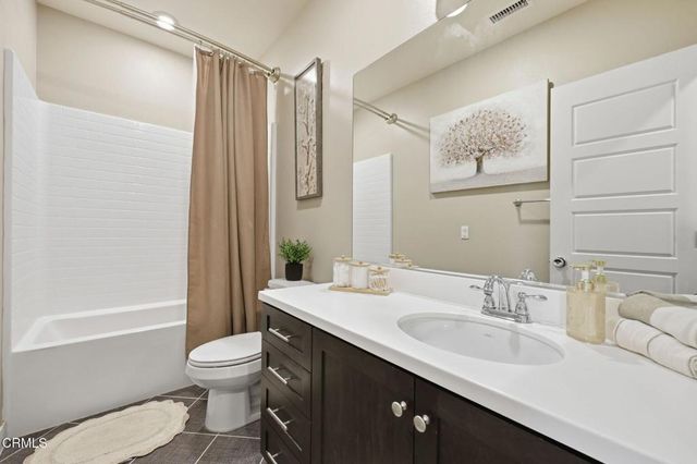283 Los Altos Walk, Ventura, CA 93004