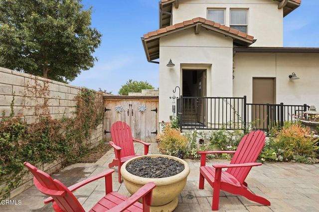 283 Los Altos Walk, Ventura, CA 93004
