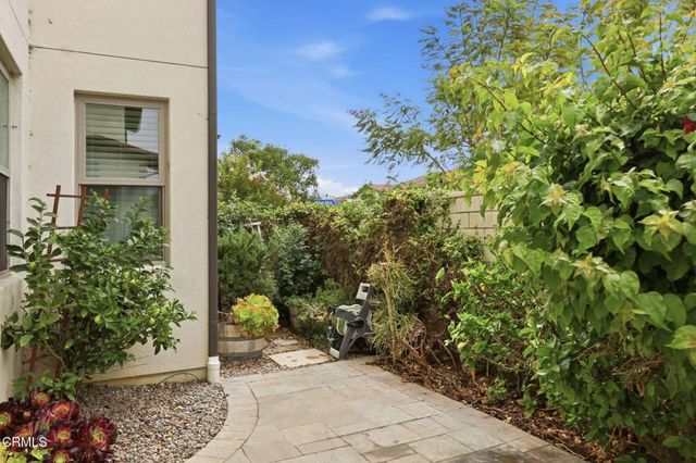 283 Los Altos Walk, Ventura, CA 93004