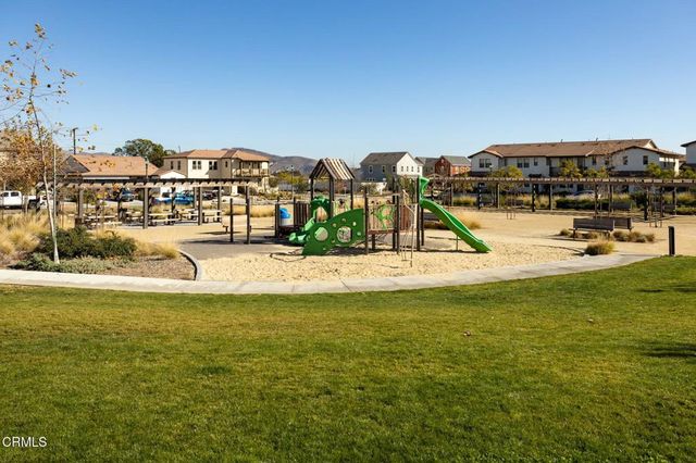 283 Los Altos Walk, Ventura, CA 93004