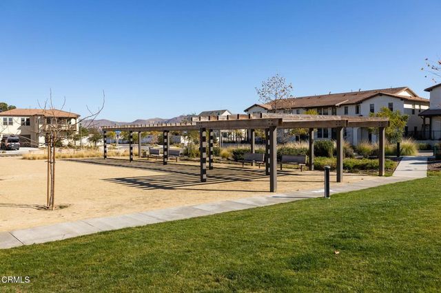 283 Los Altos Walk, Ventura, CA 93004