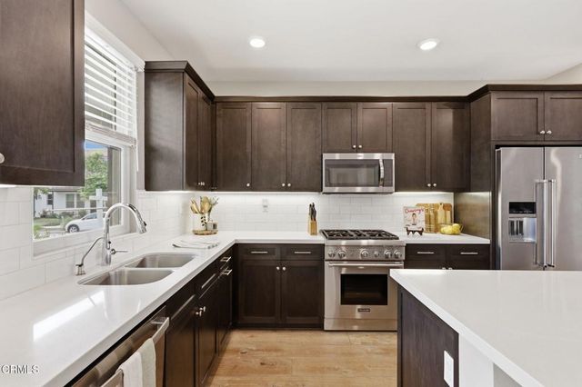 283 Los Altos Walk, Ventura, CA 93004