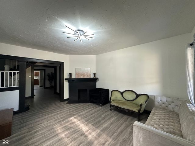 3003 Park Avenue N, Indianapolis, IN 46205