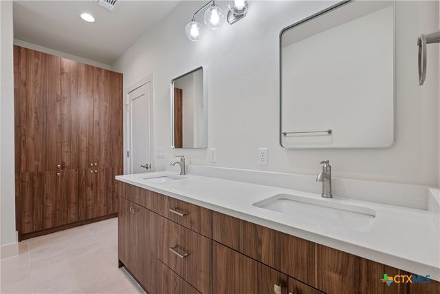 2646 Crazyhorse Pass, Austin, TX 78734