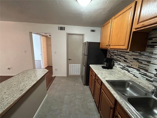 1015 SW 9TH STREET B-2, Gainesville, FL 32601