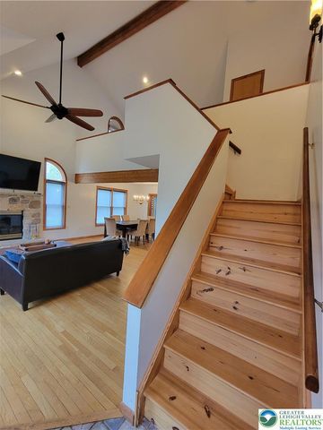 444 CLEARVIEW Drive, Tobyhanna Twp, PA 18334